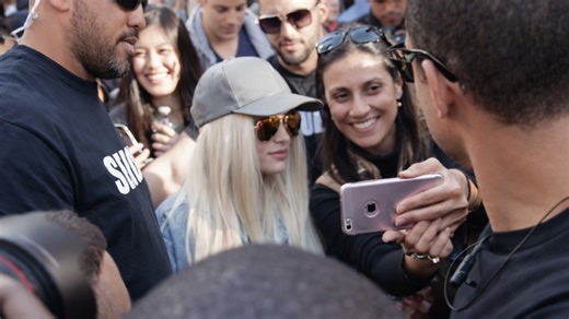 Kylie Jenner look-alike causes a stir in NYC