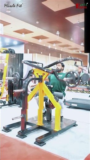 Feel the burn.. Build the back. 🔥Our Circular Lat Pull-Down Machine