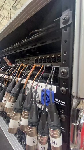 17K views · 2.2K reactions | It’s not all fly rigs up in here! Mixer rack fresh off the lift table. Completed with wireless router, power conditioner, a 32CH input split, other easy patch paneling in the back. #RigsByBTPA #BTPAcables | Best-Tronics Pro Audio | Facebook