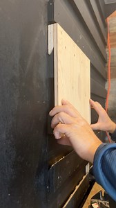 Hang anything on the wall with a wall cleat. #wallcleat #frenchcleat #splitbatten #carpentry #woodworking #garageproject #woodworkingproject #garageorganizing #shoporganizing #organizingideas | Big Sky Maker