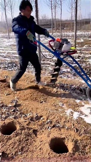 Outdoor Tree Planting Magic Tool: Auger Hole - Digging Scene