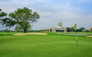 Bangpoo Golf and Sports - Thai Golf Course