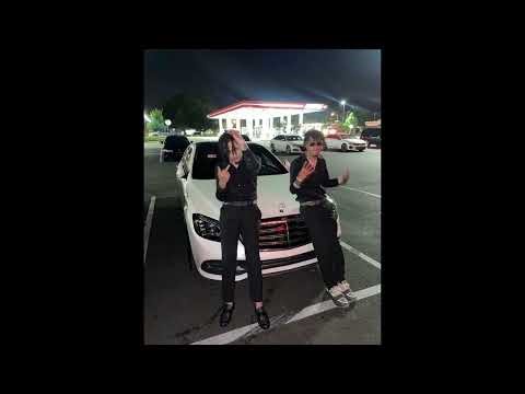 [FREE] Summrs x Pluggnb x KxngRada Type Beat "She Had Me" w/KxngRada