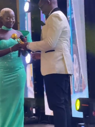 Mr Bubbles 📸 (@mr_bubbles256)’s videos with original sound - Edutainment channel ♐