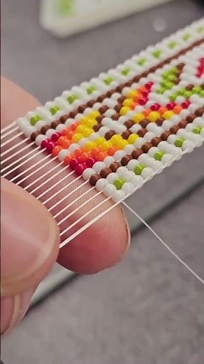 How to Easily Weave Seed Bead Bracelets Using a Loom