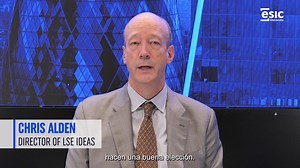 🌍 Chris Alden, Director of LSE Ideas, shares insights on pursuing a Master's in International Relations. Discover how our program prepares you for a dynamic world of geopolitical shifts and global market integration. Explore the following key perspectives from Chris Alden: 🔹 Understanding the evolving global landscape and current geopolitical dynamics. 🔹 The evolution of Latin American markets towards global economic integration. 🔹 Development of essential skills for careers in diplomacy, in