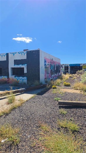 Abandoned Twin Arrows Trading Post on Route 66 | Route 66 Road Relics