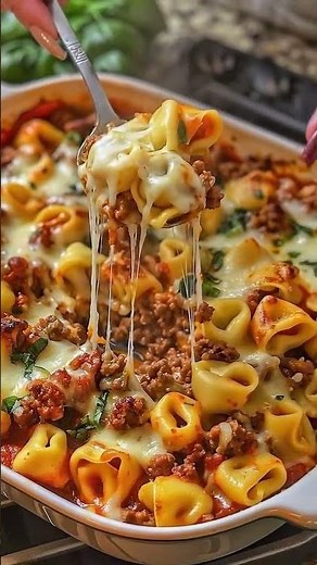 Creamy Baked Tortellini Pasta 🍝🧀🔥 | Easy Cheesy Comfort Food Recipe