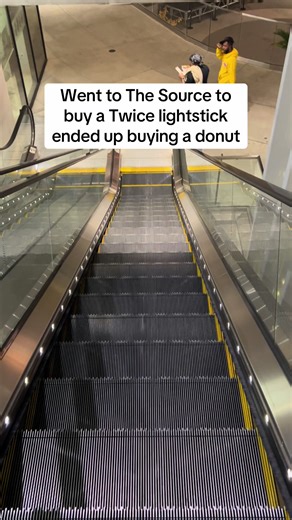 Twice Lightstick Purchase Experience at The Source