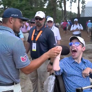 Even in the middle of the final round at the U.S. Open, Bryson DeChambeau still makes time for the fans. ❤️ 📺 NBC & Peacock TV | NBC Sports