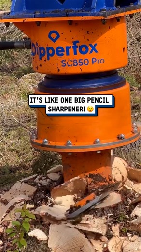 Removing tree stumps with this tool is oddly mesmerizing 🪵🤯 #trees #TreeRemoval #satisfying | UNILAD Tech