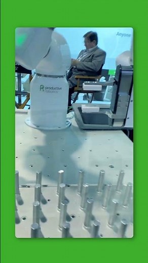 Get double the productivity with Productive Robotics Dual Gripper 🦾 #madeinamerica #ob7 #cobot