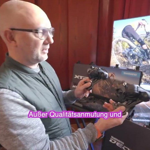 There are hardly any differences between the Shimano Deore and XT/XTR rear derailleurs.