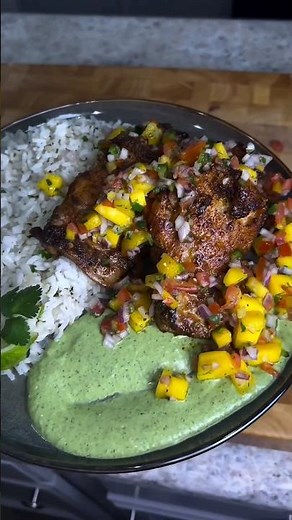 Grilled chicken with cilantro rice & mango salsa