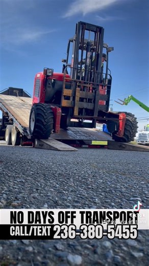 LOADING A 3 WHEELED FORKLIFT 😎😆
