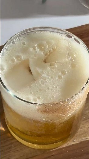Churro Cream Soda Cocktail Recipe 🥃
