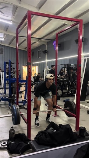 270 libras en peso muerto ( sin contar el peso ee la barra). 💪🏼 #gymmotivation #gym #gymtok