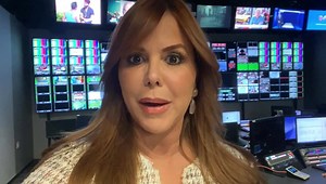 16K views · 44 shares | ‼️Lista para otro programa Al Rojo Vivo‼️Transmitiendo hoy jueves 26 de diciembre desde nuestros estudios en Telemundo Center a la hora de siempre 4/3pm C . | Maria Celeste | Facebook