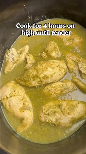 Salsa Verde Chicken in Slow Cooker