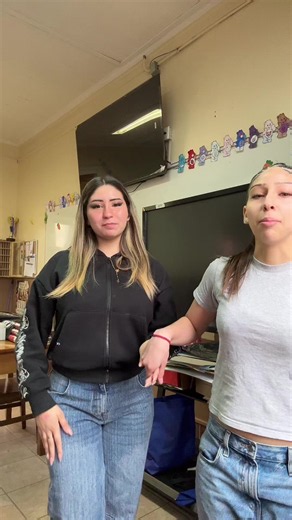#caporal #4tomedio #baile #viral #parati @tiktok creators @𝓟𝓪𝓼𝓴𝓲 𓇼