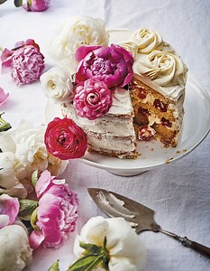 Molly cake aux framboises et ganache vanillée pour 8 personnes - Recettes - Elle à Table