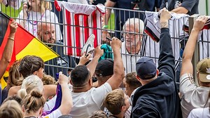 Rund 7000 Fans feiern DFB-Team nach Ungarn-Sieg beim Training
