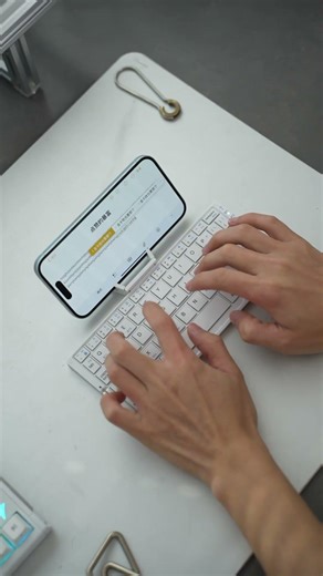 Is a foldable keyboard that fits in your pocket a sign of productivity?