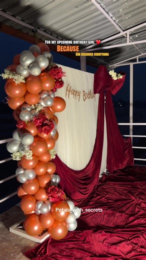 Elegant Custom Bow Design Birthday Decorations