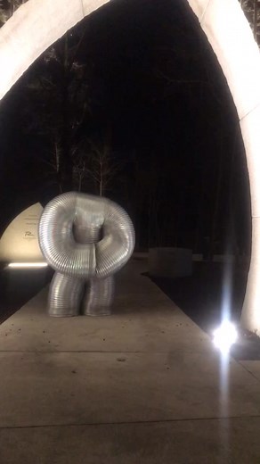 Shake Your Booty with Slink the Slinky