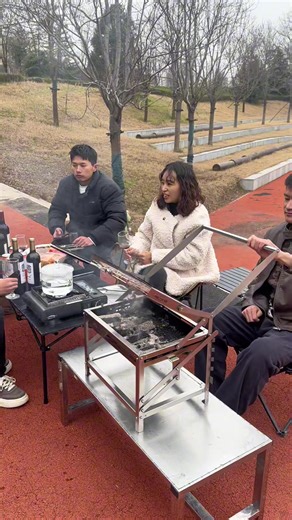 Rotating Barbecue Grill: The Perfect Outdoor Tool