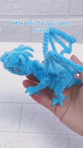 DIY Pipe Cleaner Dinosaur Tutorial