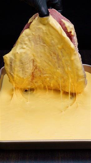 Cookrate on Instagram: "The secret that chefs hide! Here's how to make the most delicious meat! Ingredients pork meat: 3 kg (7 lb) vegetable oil: 25 ml (0.8 fl oz) vegetable oil: 20 ml (0.7 fl oz) butter: 40 g (1.4 oz) flour: 30 g (1.1 oz) milk: 450 ml (15 fl oz) black pepper: 1 g (0.0 oz) salt: 1 g (0.0 oz) sweet paprika: 1 g (0.0 oz) cheddar: 250 g (8.8 oz) ham: 350 g (12 oz) tomatoes: 1 pc black olives: 160 g (5.6 oz) salt: 1 g (0.0 oz) black pepper: 1 g (0.0 oz) melted butter: 60 g (2.1 oz) 