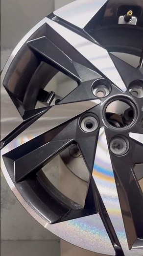 Scratched Diamond Cut Rim Repair with the DCM #wheelrestore #alloywheelrepair #hbcsystem