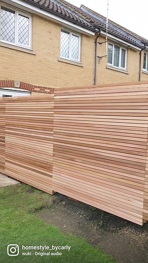 Ad | PR product If you've seen my DIY slatted fence reel, you'll have seen how I did my own version of this latest garden trend at a cost of only £35 per 6ft panel using pressure treated trellis battens. It looked great, was sturdy, didn't warp (despite TikTok comments!) and it's definitely a very good budget friendly option BUT I have been keeping a little secret...🤫 I've been working with Contemporary Fencing behind the scenes to bring to you... Slatted Fencing