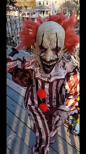 Creepy Killer Clown Halloween Costume 2021