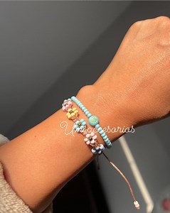 Pulseras de hilo flores con mostacillas 🌺🌸🌻 #pulseras #reelsfbシ #joyeria #ParaTiii #flores #accesorios | umi.accesorios89
