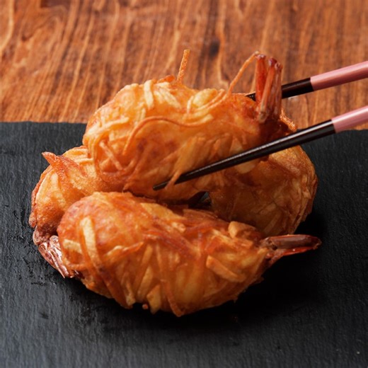 【さくさくほくほく食感】えびのポテト包み揚げ！ / Fried Shrimp Potato Balls レシピはこちら！ https://www.buzzfeed.com/jp/keishimatsuma/fried-shrimp-potato-balls | Tasty Japan