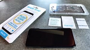 It's so easy to install this screen protector onto the #GalaxyS8+ ! The same easy installation process will be here shortly for the Galaxy S9! Get android protection here: https://goo.gl/KCM8Gk | Simple Snap | Facebook
