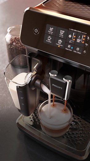 El irresistible sabor y aroma del café preparado con granos frescos está a solo un toque de distancia. La Cafetera Expresso Series 2200 cuenta con una pantalla táctil intuitiva que te permite seleccionar fácilmente su café favorito. Café expresso, café américano y cappuccino. Conseguí un café preparado como por un barista en casa. ☕ #Philips #cafetera #cafeexpresso #molinillodecafe #granosdecafe | Philips Home Living | Facebook