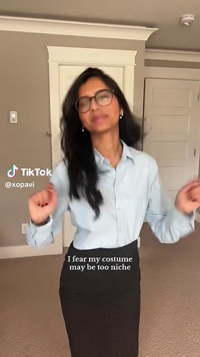 Veronica Malik's Unique Halloween Costume | One Direction Tribute