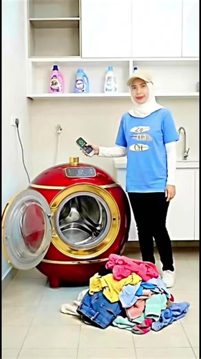 Automatic washing machine, wash, dry and fold in one modern washing machine. #usa #businessupdate #LaundryInnovation #AutomaticLaundry #onlinemarketing