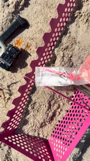 @beach.secretss | #beachfinds #beachtreasure #beachfind #beachadventures #beachtreasures #treasurehunting #beachcleaning | Instagram