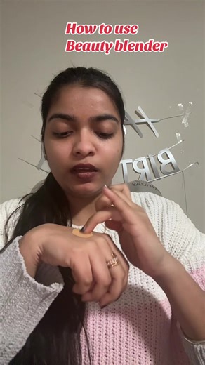 How to use beauty blender…? So, here is the easy steps to use this 🤩✨ . . @TikTok Tips #tiktok #tips #beautyblender #viral #fyp