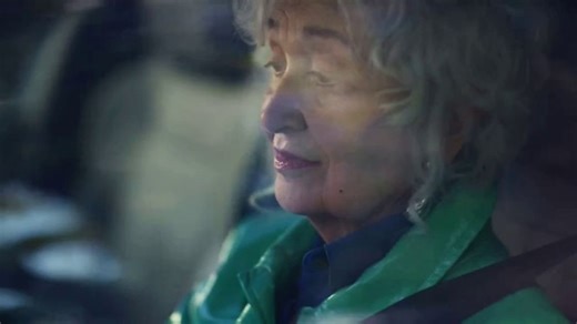 2025 Volkswagen ID.4 TV Spot, 'Social Butterfly' Song by Onyx [T1]