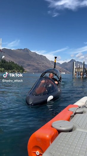 Yes we can ‼️ #hydroattack #queenstown #newzealand #whale #park #parallel #trainee #teaching #learning #fyp #trending #viral