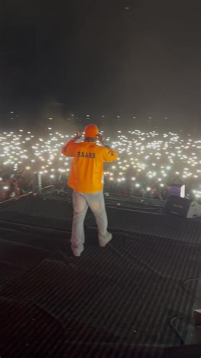 L’entrée de Himra sur scène. ( Concert à Bamako ) | NG TV