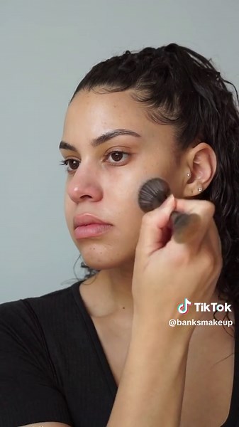 Best Foundation for Dry Skin: Haus Labs Review