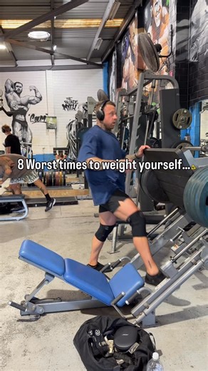 Hayden | Physique & Mindset Coach on Instagram: "8 worst times to weight yourself 🚫 1️⃣ Right after eating or drinking Food and fluids add immediate weight from stomach and gut content. This is not body fat. 2️⃣ After a poor night’s sleep Sleep disruption increases water retention and stress hormones, which can temporarily raise scale weight. 3️⃣ After a night of alcohol Alcohol disrupts fluid balance and sodium handling, leading to unpredictable water retention or dehydration. 4️⃣ Immediately 