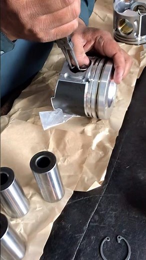 Piston Pin installation amazing technique #expert #mechanic #rebuild #mechnical