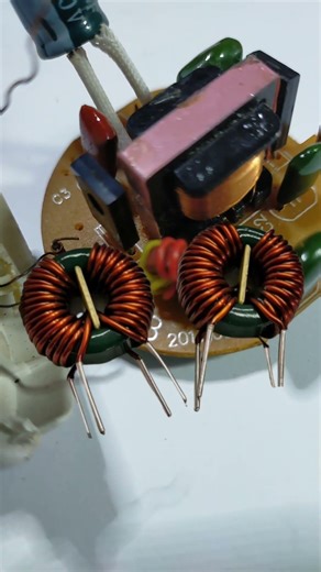 Toroid Coils on CFL or Neon Lamps